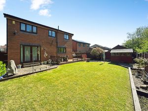 Photo 13- click for photo gallery